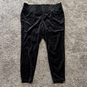 Lane Bryant Livi Velvet Leggings in Black